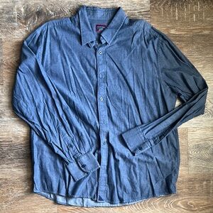 UNTUCKit Blue Casual Button Down Shirt